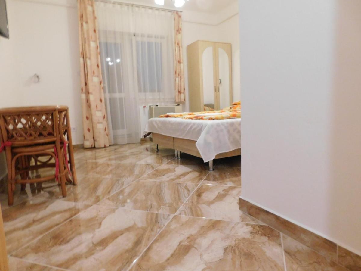 Szamoca Vendeghaz Hotel Miskolc Ngoại thất bức ảnh