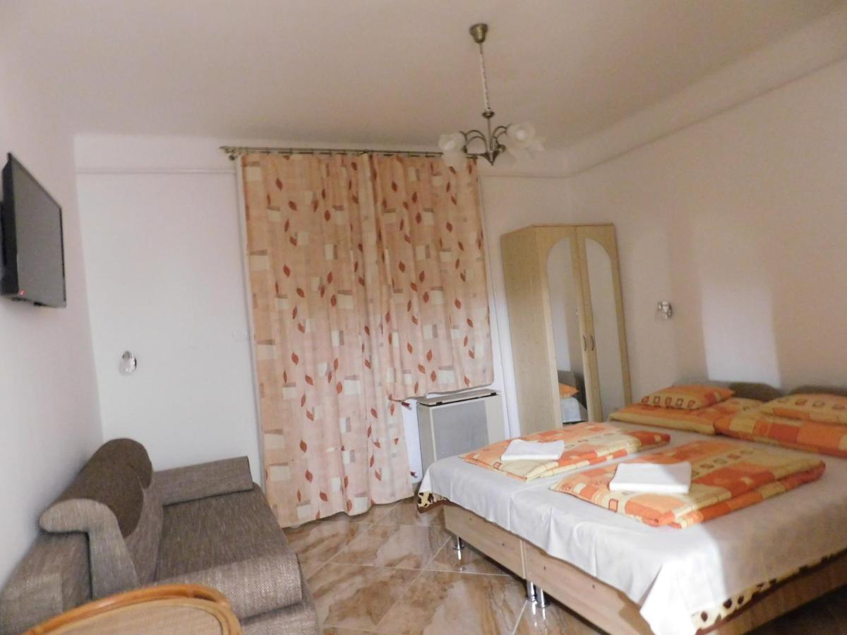 Szamoca Vendeghaz Hotel Miskolc Ngoại thất bức ảnh