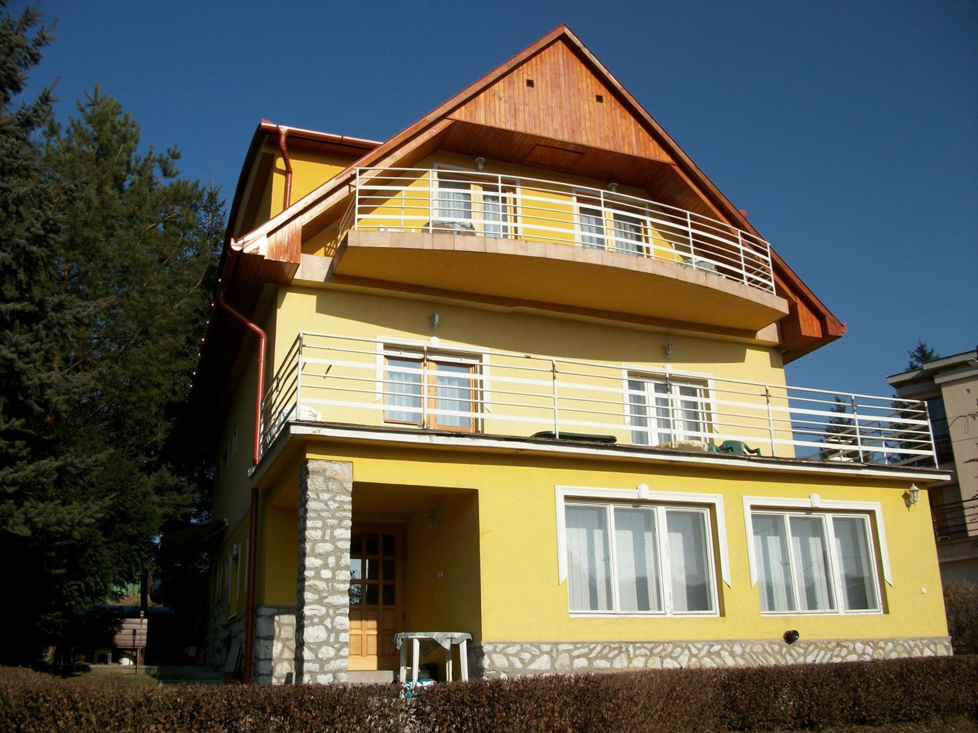 Szamoca Vendeghaz Hotel Miskolc Ngoại thất bức ảnh